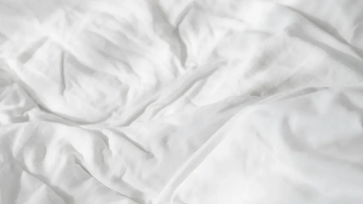 A Complete Guide to Cotton Sateen Fabric for 2025