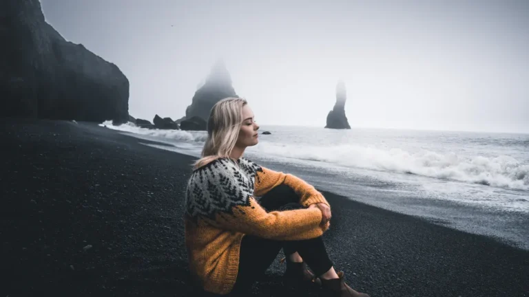 The Complete Guide to Icelandic Sweaters (Lopapeysa & Wool Knitwear)