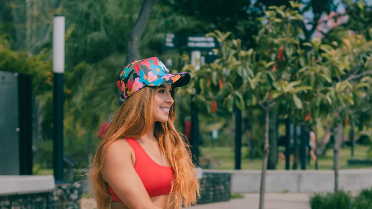 Joggers and Sweatpants Compared for 2025: Design, History, and Style Tips