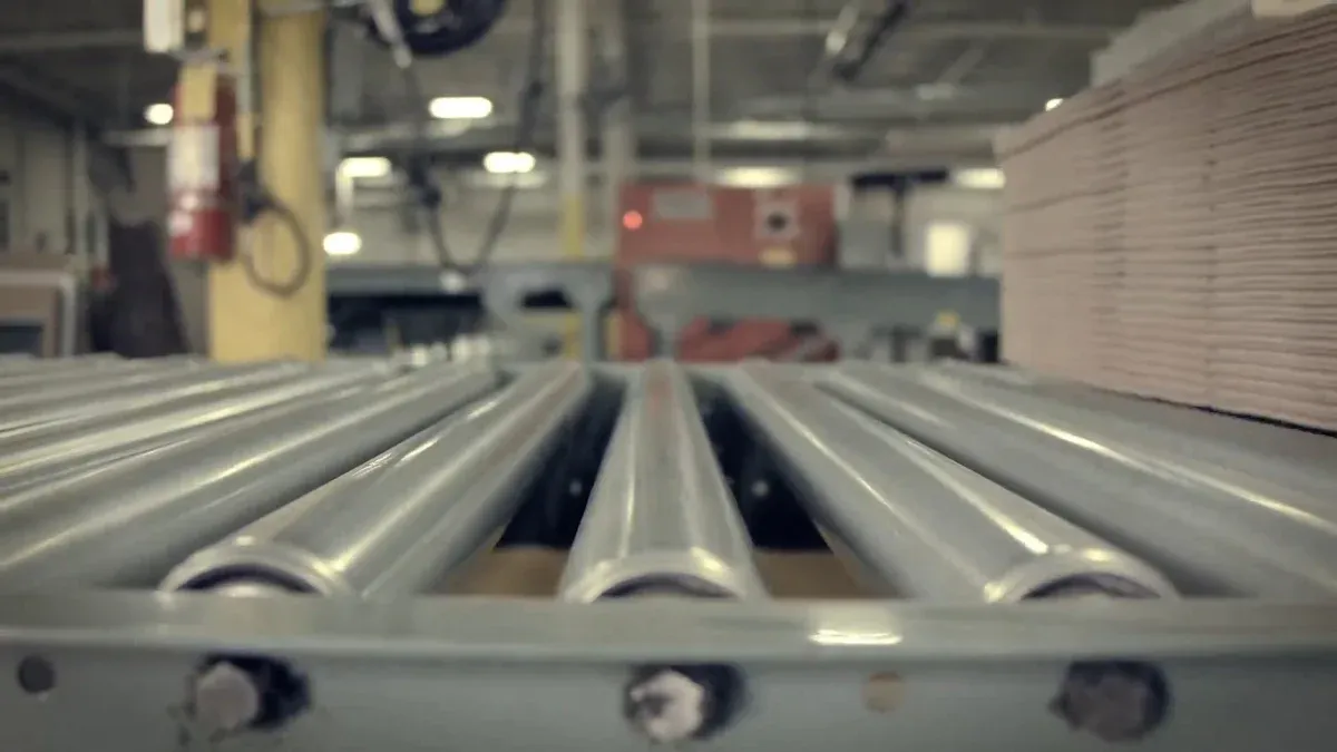 Custom Cardigan Manufacturer Guide 2025: How OEM Knitwear Factories Produce Brand-Ready Cardigans from Design to Delivery