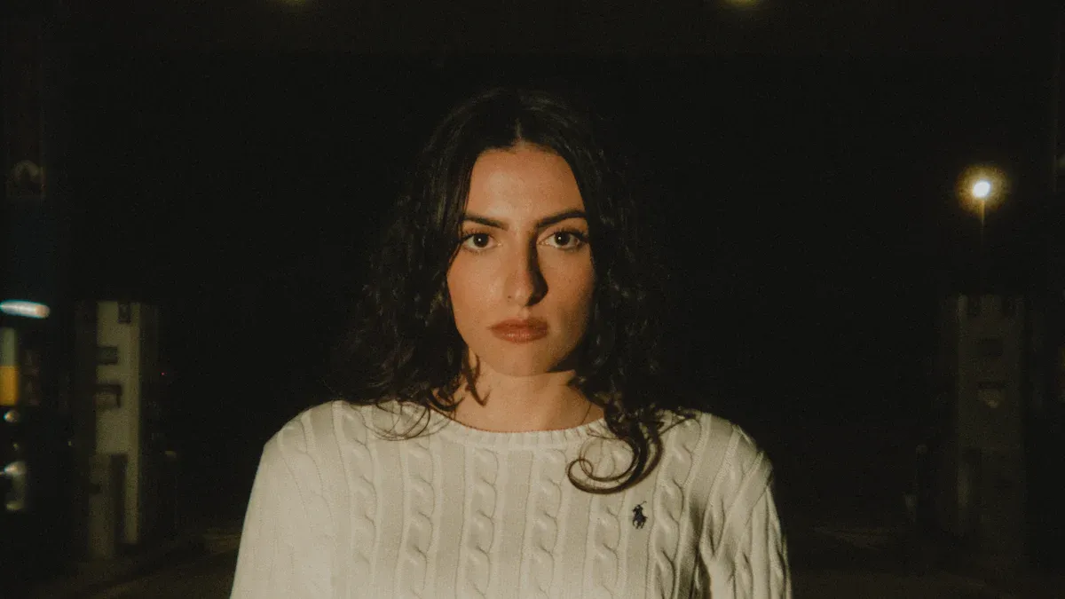 Cropped Sweaters: Styling Tips