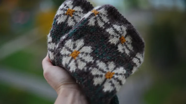 Jacquard vs Fair Isle vs Intarsia Knitting Techniques Explained