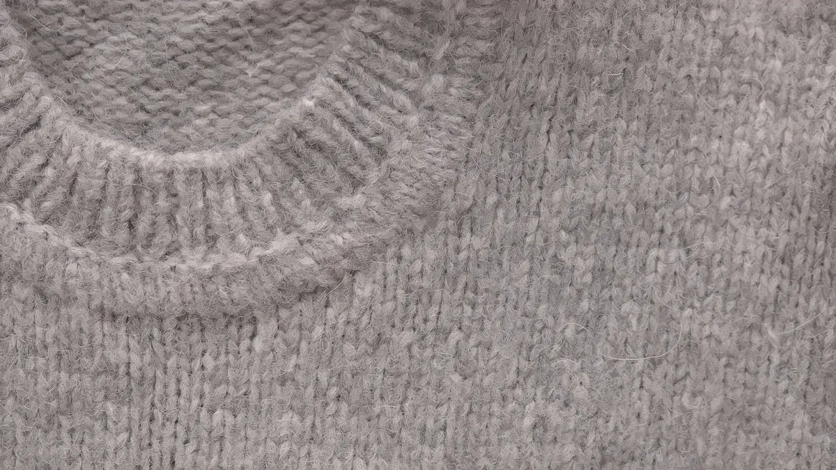 How OEM Knitwear Manufacturers Turn Ideas into Finished Products