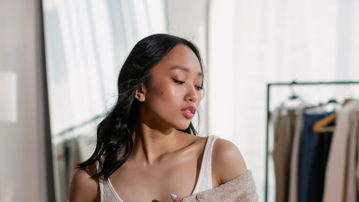 L.L.Bean Knitwear Essentials: Sweaters, Hoodies & Cardigans That Define Cozy American Style