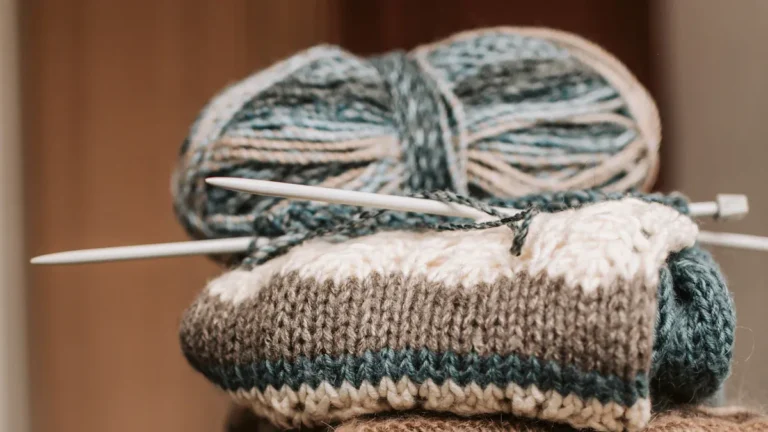 Inside Aeropostale’s Cozy Revolution: Sweaters, Hoodies & Knit Sets Redefined