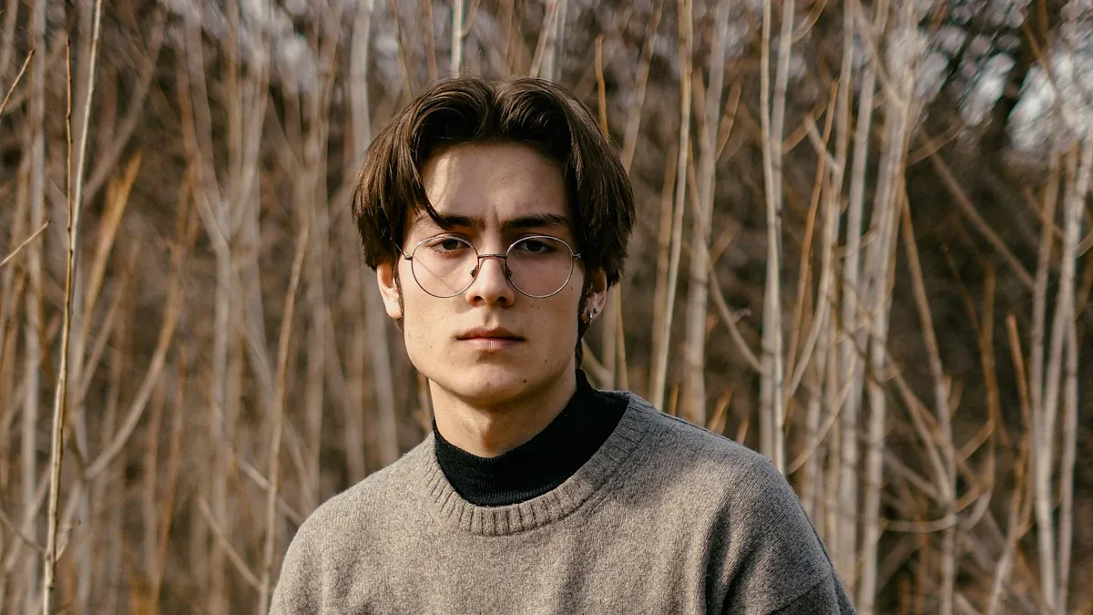 10 Must-Have Men'
style=