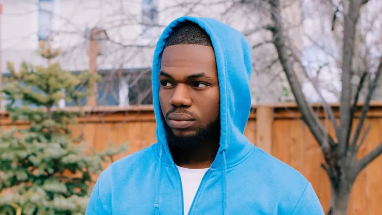 Full Zip or Quarter Zip Which Is Best for Everyday Comfort