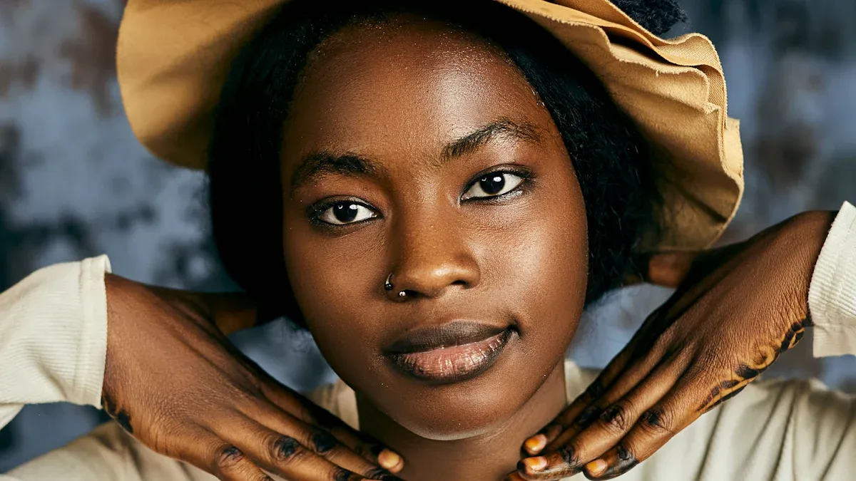 What Are the Different Types of Hats and Their Features