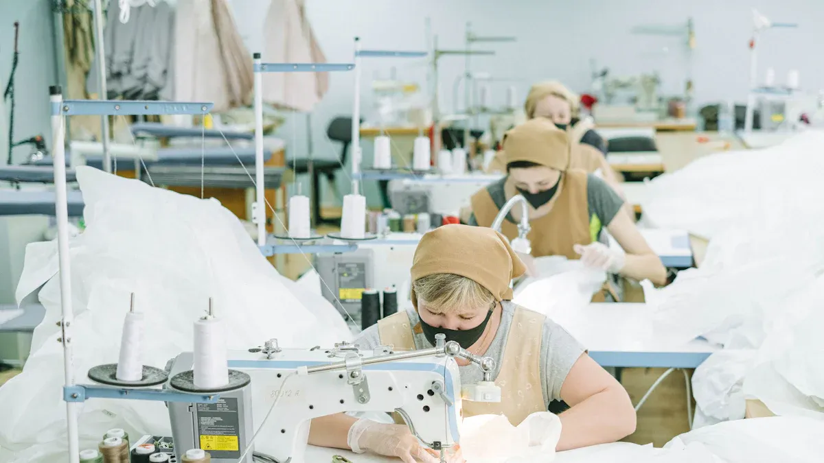 How to Choose Between a Tech Pack and a Sample First in Fashion Production