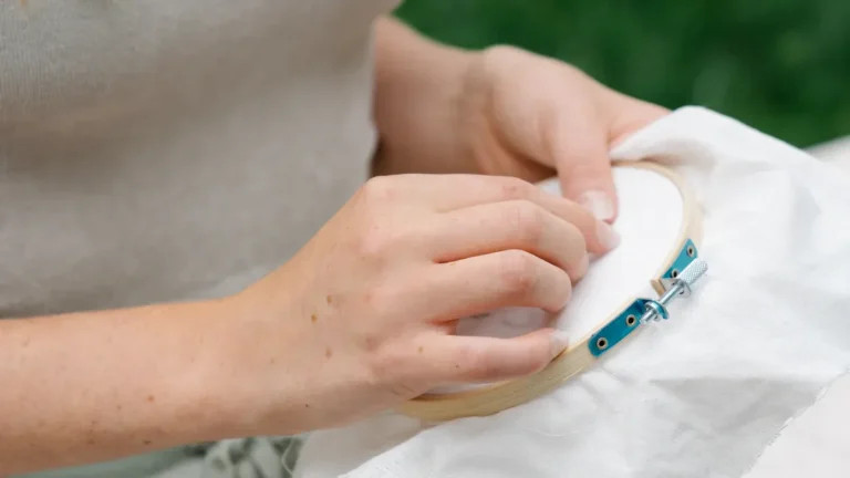 Essential Tips for Reducing Pilling in Custom Knitwear