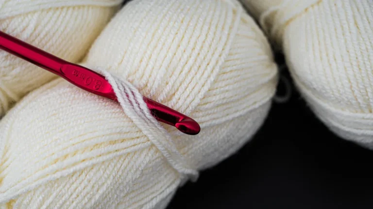 10 expert tips for picking the best yarns for custom knitwear orders