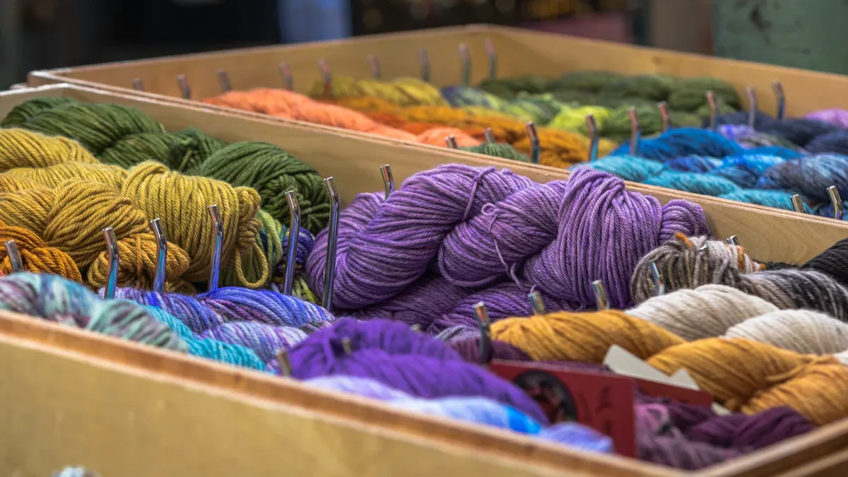 Quick Comparison: Pantone vs Dyed Yarn