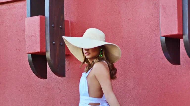 What Are Sundresses and Their Key Features