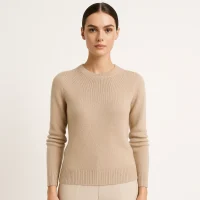 Model in beige knit top, high-quality knitwear manufacturer and wholesale supplier for fashion brands